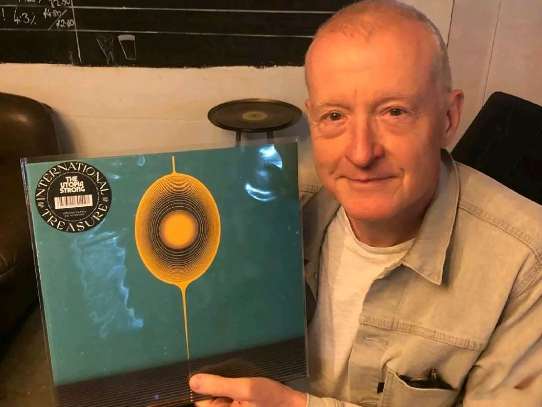 和小特一样, 这是, 额奖金