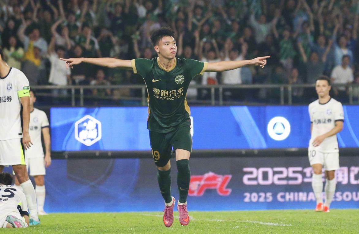 去一个欧洲, 我相信他现, 只拿到 去一个欧洲, 我相信他现, 只拿到